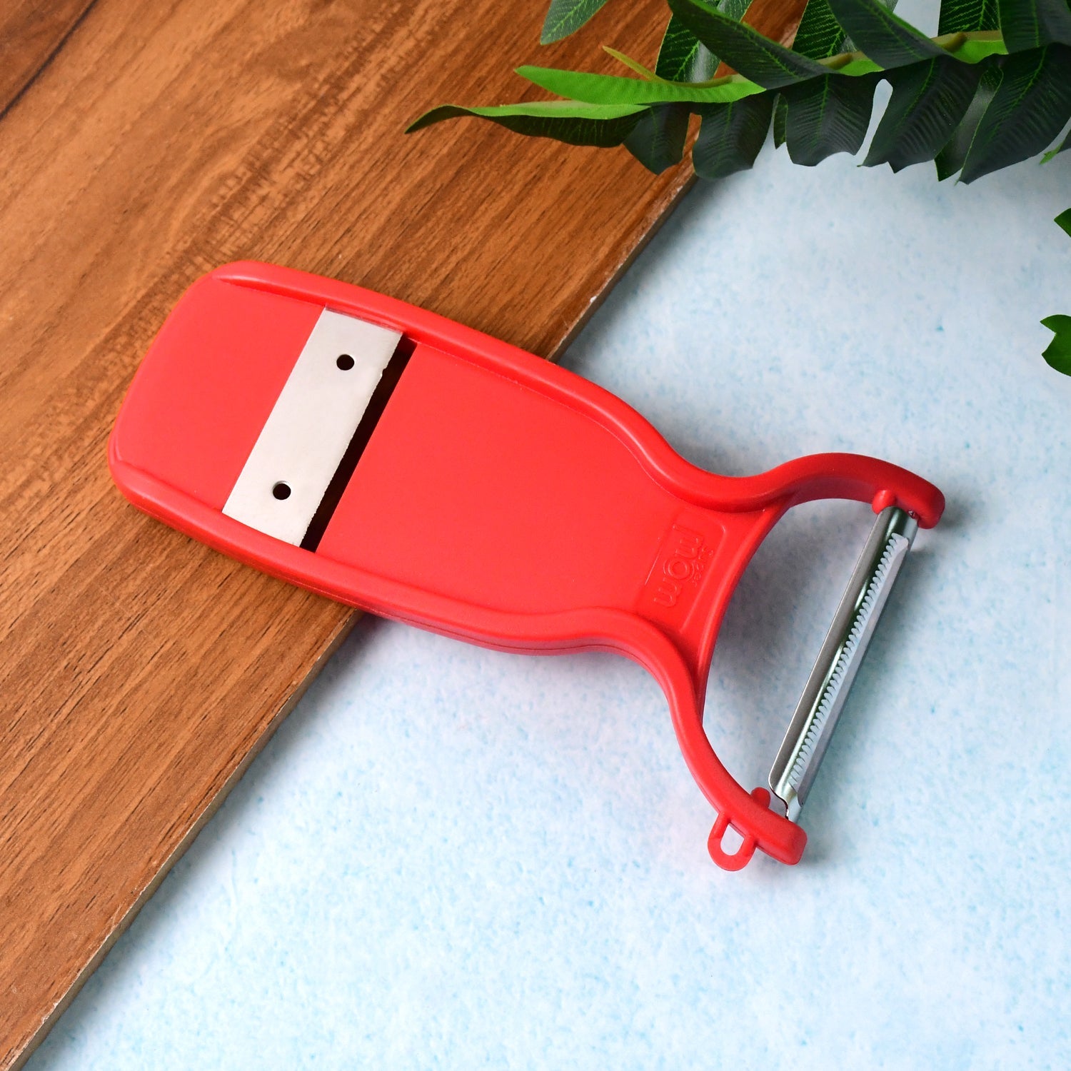 Stainless Steel Slicer & Peeler Stainless Steel Slicer & Peeler
